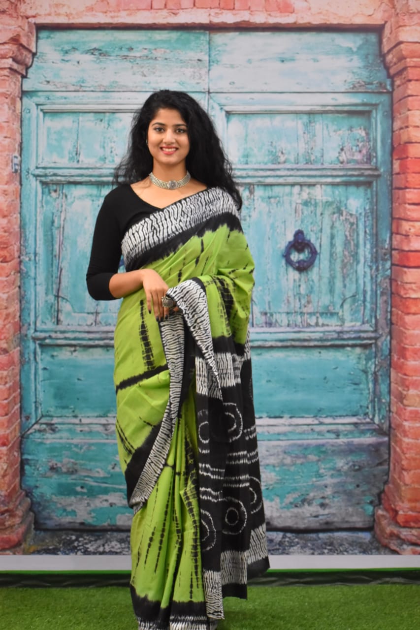 Printed Green Shibori Print Cotton MulMul Saree