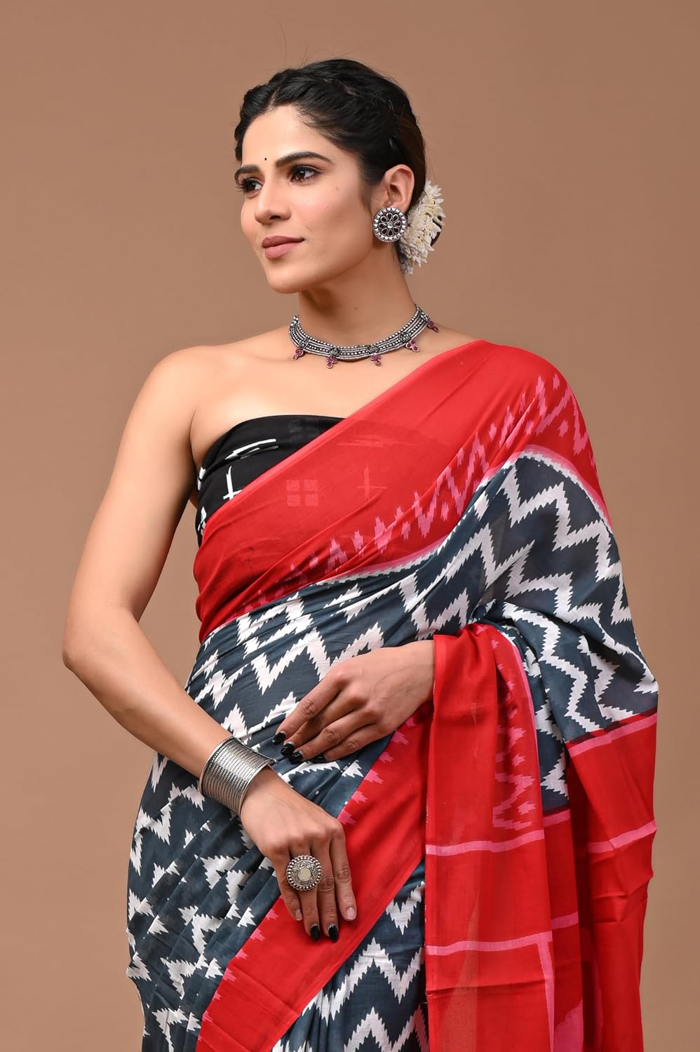 Printed Red Ikkat Print Cotton MulMul Saree