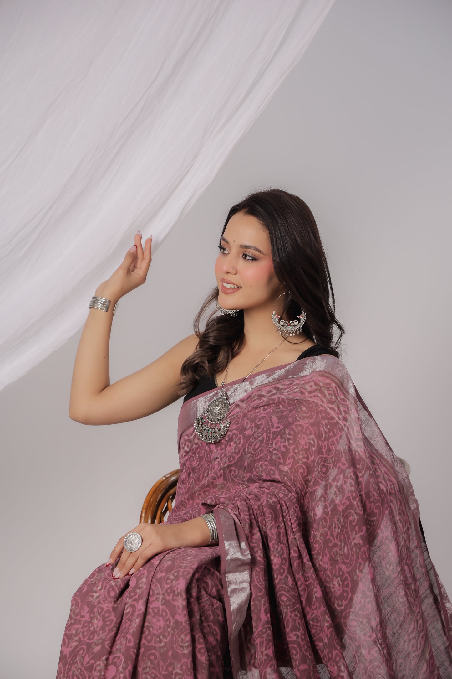 Premium Pink Cotton Linen Saree