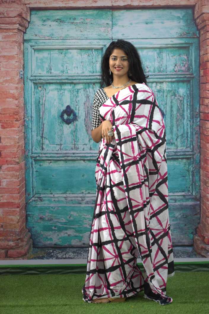 Printed White Shibori Print Cotton MulMul Saree