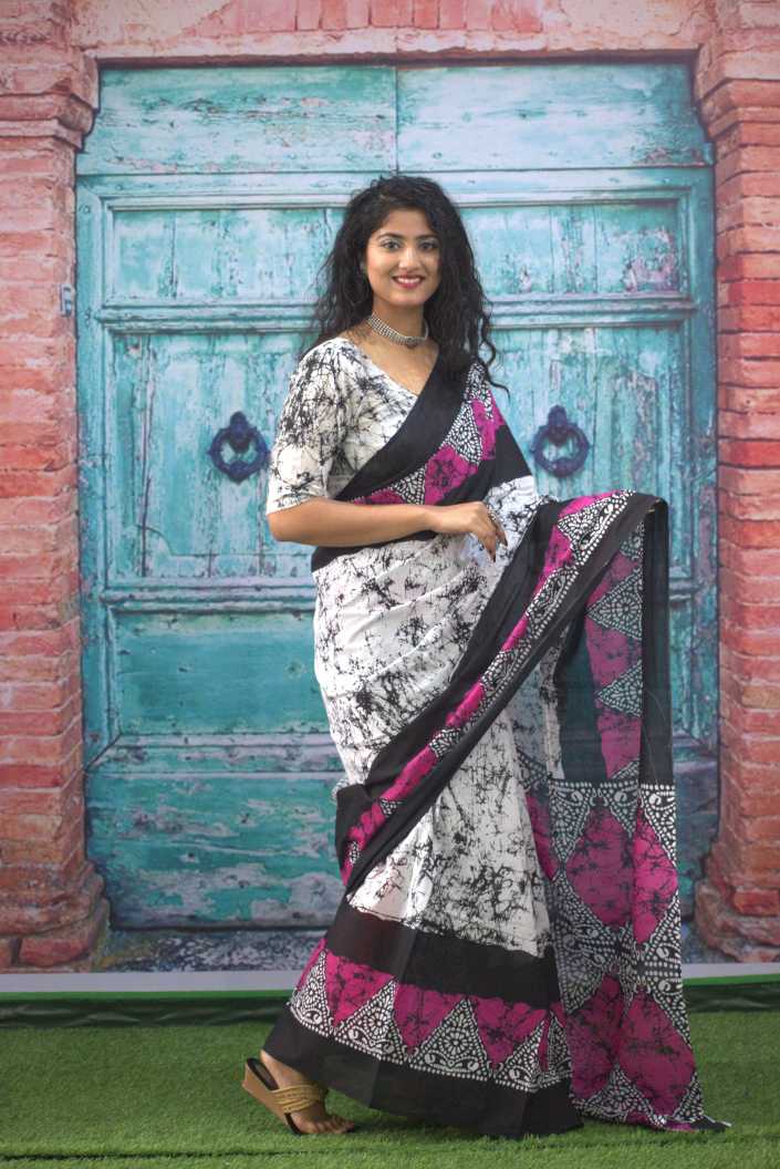 Printed White Batik Print Cotton MulMul Saree
