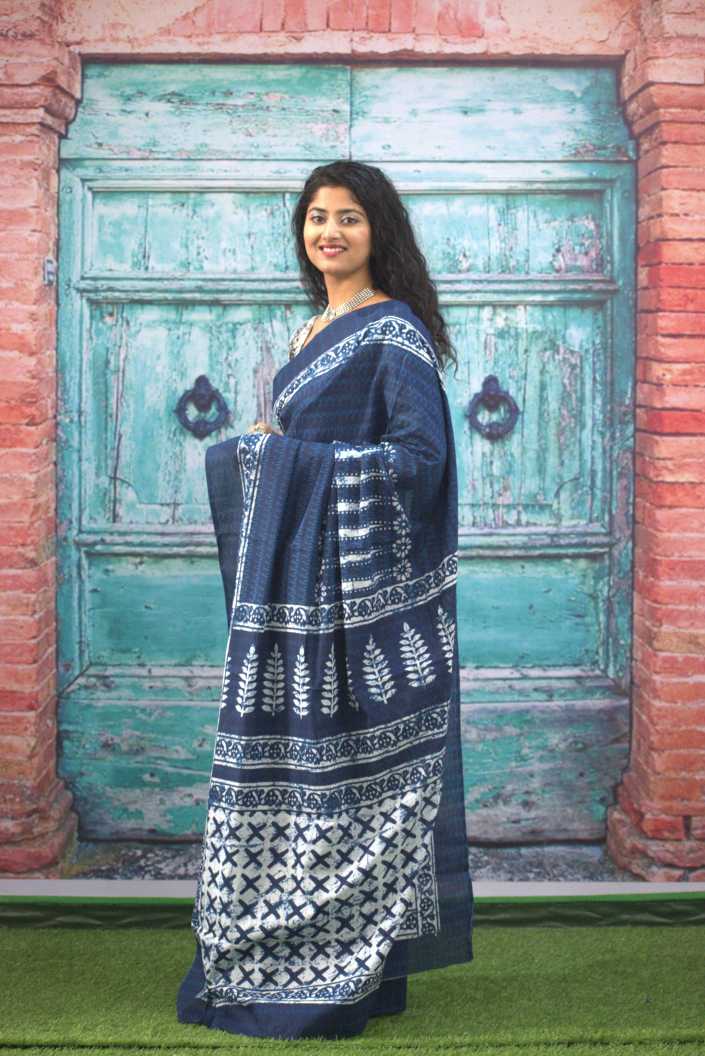 Printed Blue Dabu Print Cotton MulMul Saree